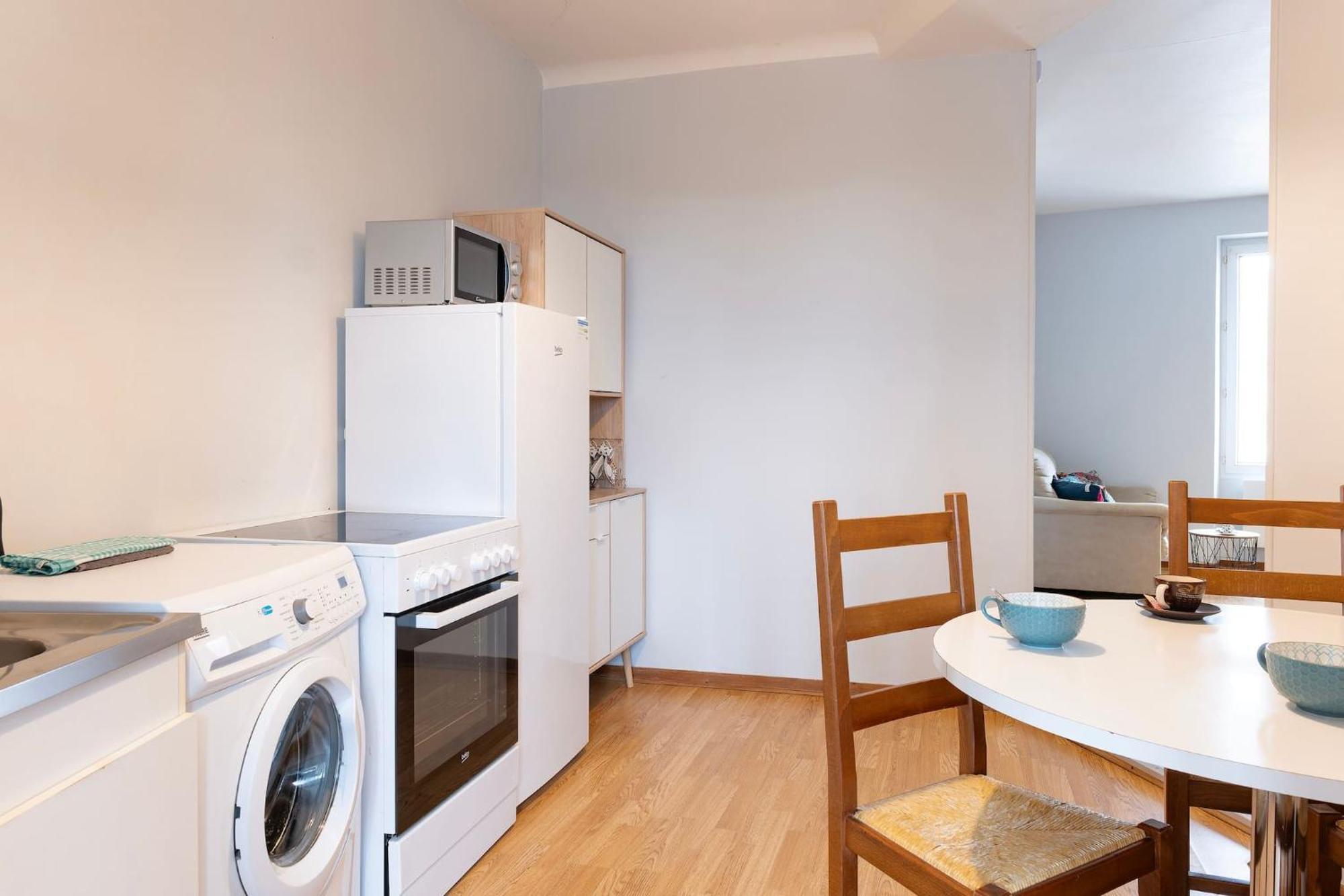 Grand Studio ✰ 35M² ✰ Centre ✰ 4Pers/2Lits ✰ Cuisine ✰ Wifi Candé المظهر الخارجي الصورة